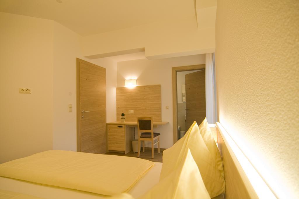 Garni Appartement Alpenresidence Cadipietra Habitación foto